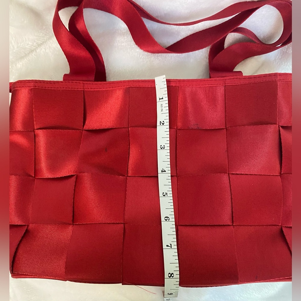Seatbelt Purse (Red)  Woven Neutral Y2K
90s Top Handle Shoulder Bag. Preloved - Picture 5 of 10